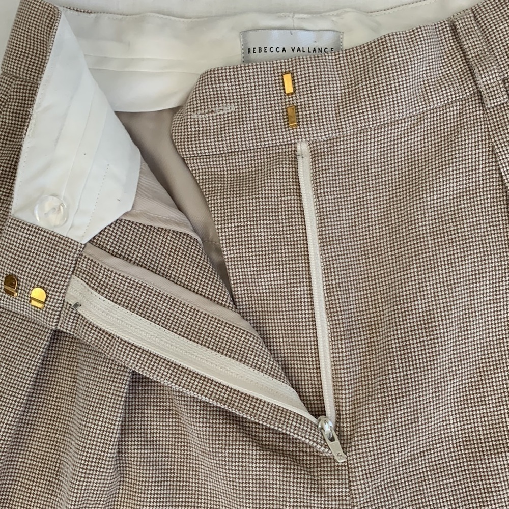 Rebecca Valance Zohra cotton and linen high waisted shorts. Size Small - Picture 12 of 13
